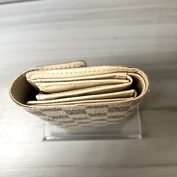Louis Vuitton Damier Azur Wallet AUTHENTIC - Picture 5 of 9